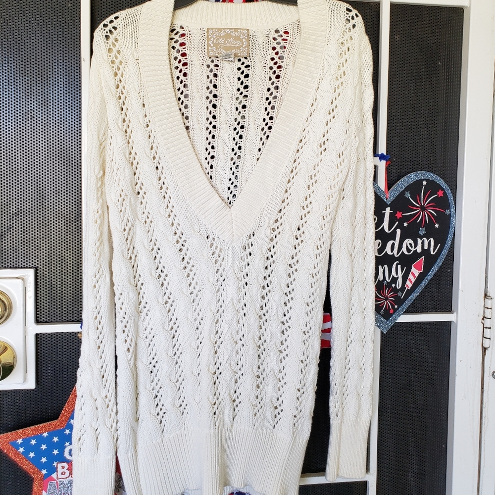 Old Navy sweater